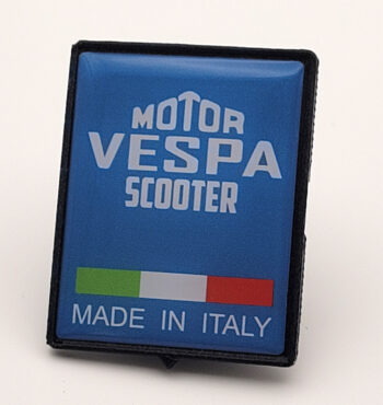 Vespa Motor Scooter Made in Italy Emblem Blau