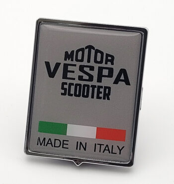 Vespa Motor Scooter Made in Italy Emblem Grau Schwarz