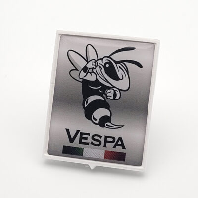 vespa-hornissen-emblem-silber-schwarz-italienische-flagge